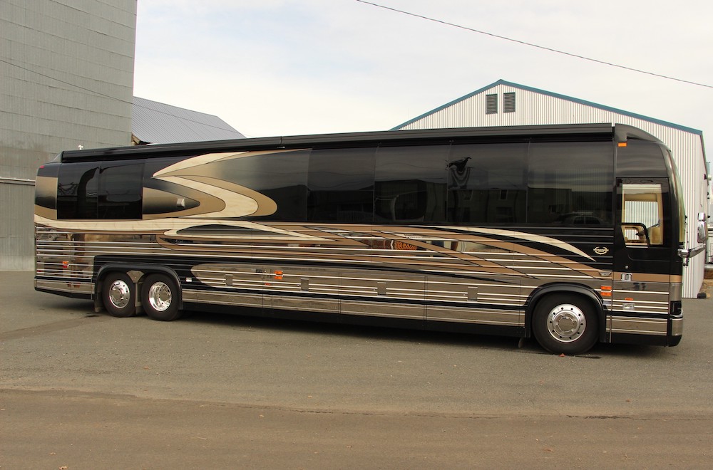 2001 Prevost Marathon XLII For Sale