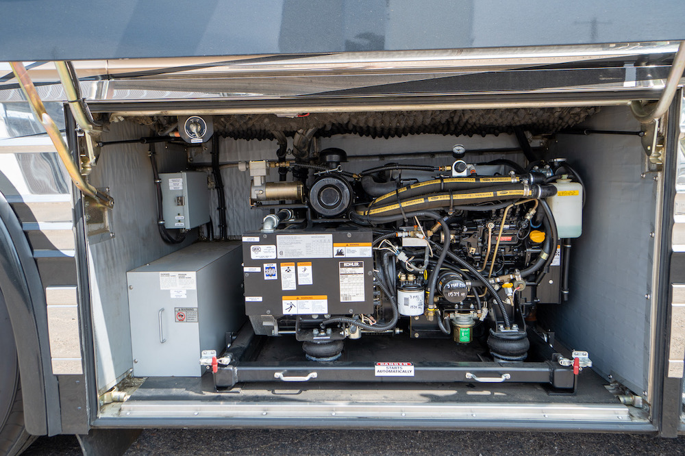 2001 Prevost Marathon XLII For Sale