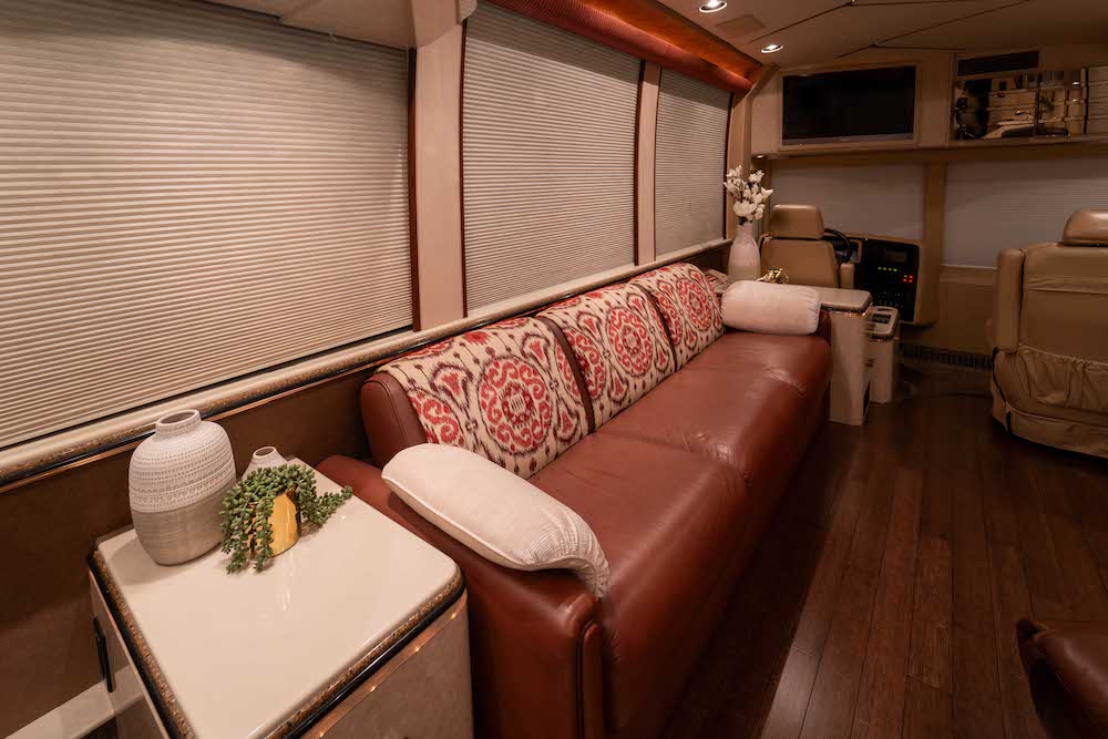2001 Prevost Marathon XLII For Sale