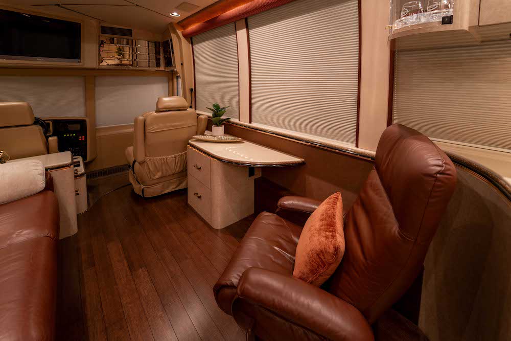 2001 Prevost Marathon XLII For Sale