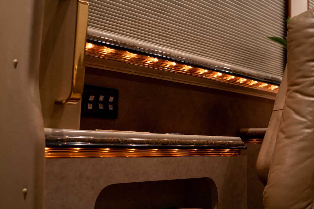 2001 Prevost Marathon XLII For Sale