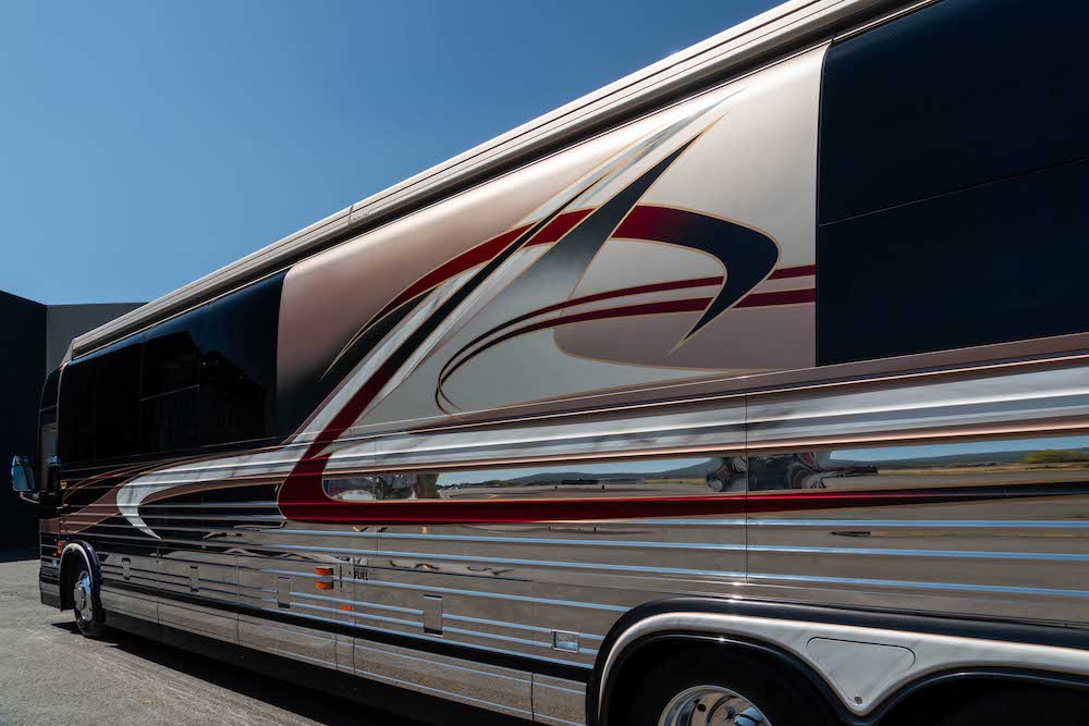 2001 Prevost Marathon XLII For Sale