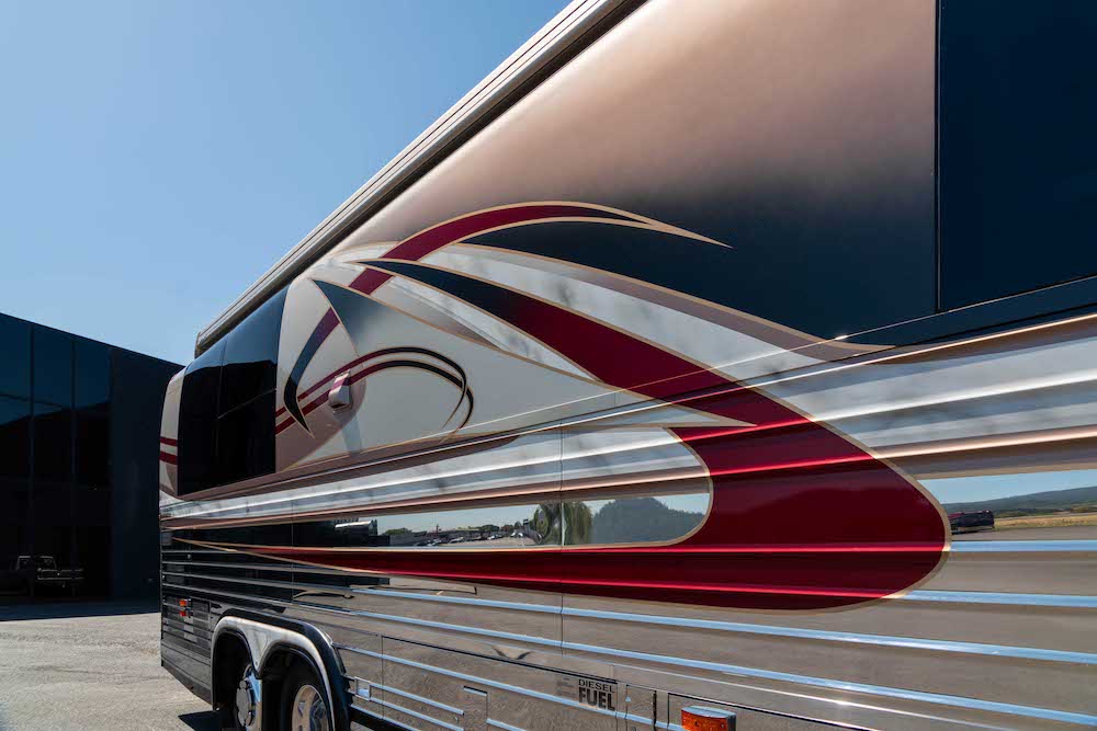 2001 Prevost Marathon XLII For Sale