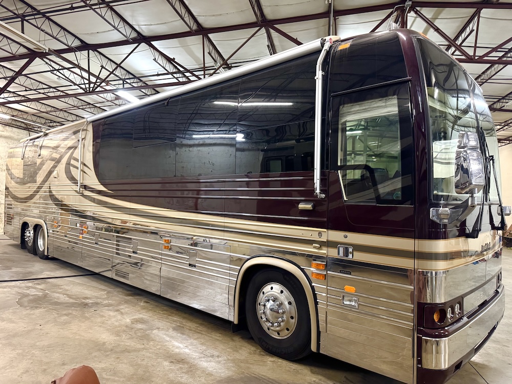 2001 Prevost Royale XLII For Sale