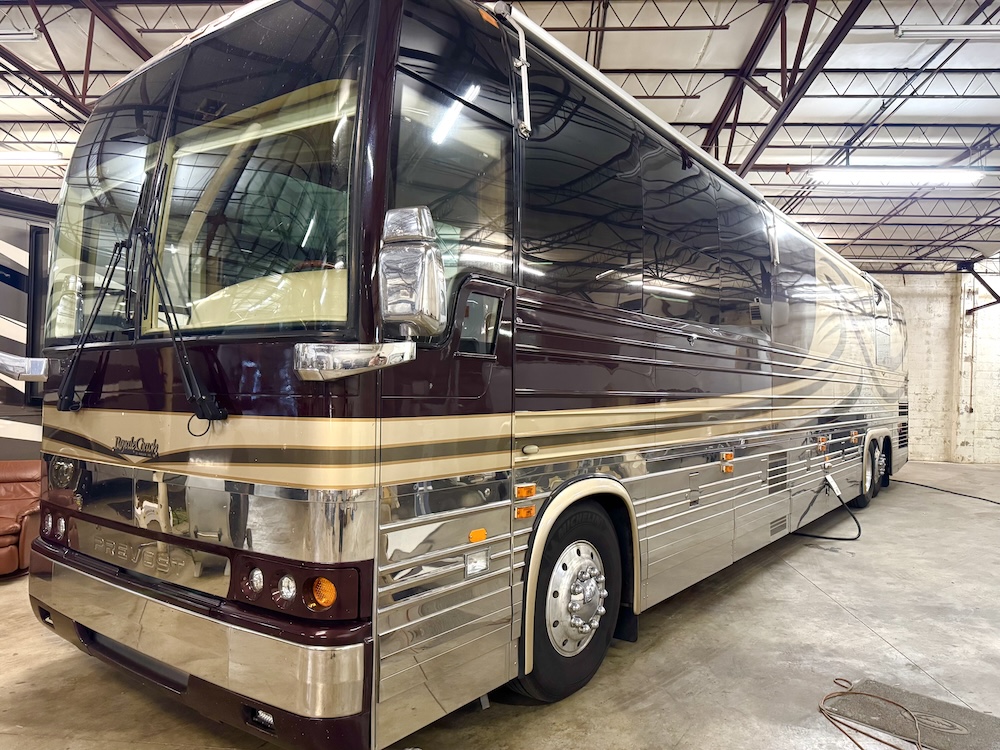 2001 Prevost Royale XLII For Sale