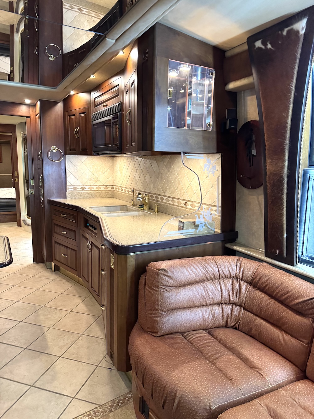 2001 Prevost Royale XLII For Sale