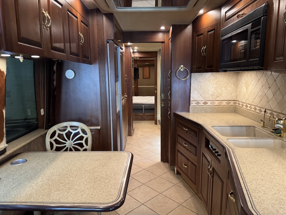 2001 Prevost Royale XLII For Sale