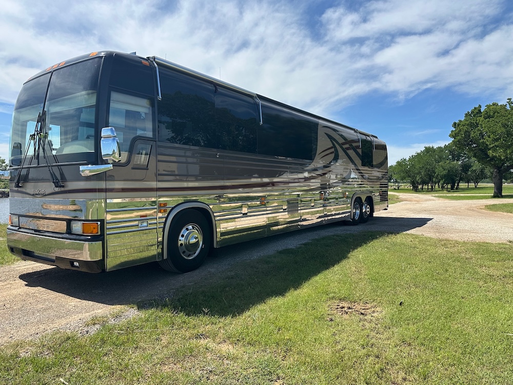 2001 Prevost Royale XLII For Sale