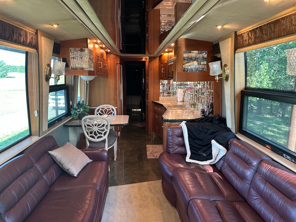 2001 Prevost Royale XLII For Sale