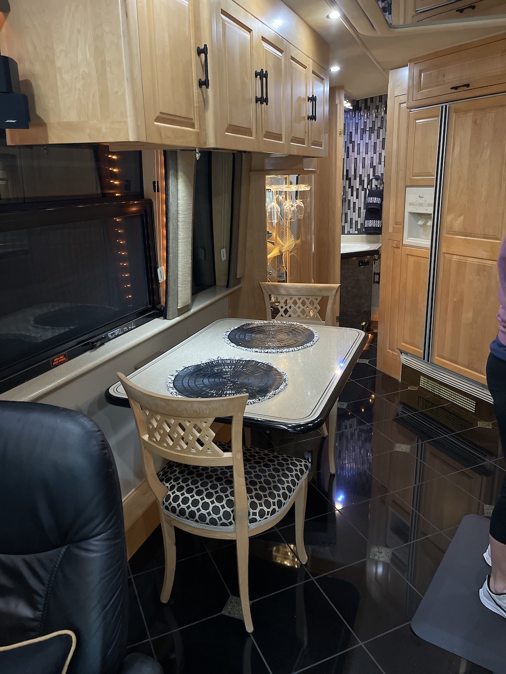 2001 Prevost Royale XLII For Sale