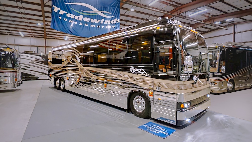 2001 Prevost Vision XLII For Sale