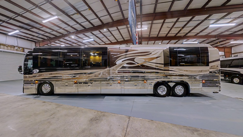2001 Prevost Vision XLII For Sale