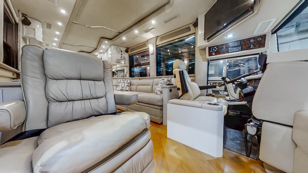 2002 Prevost American XLII For Sale