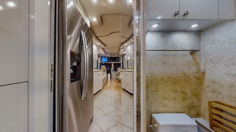 2002 Prevost American XLII For Sale