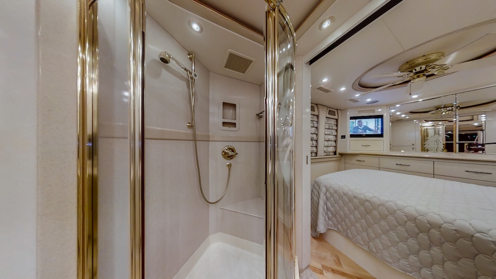 2002 Prevost American XLII For Sale