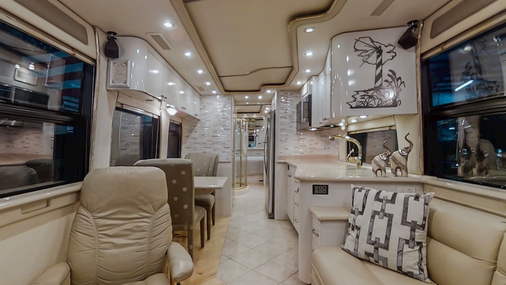 2002 Prevost American XLII For Sale