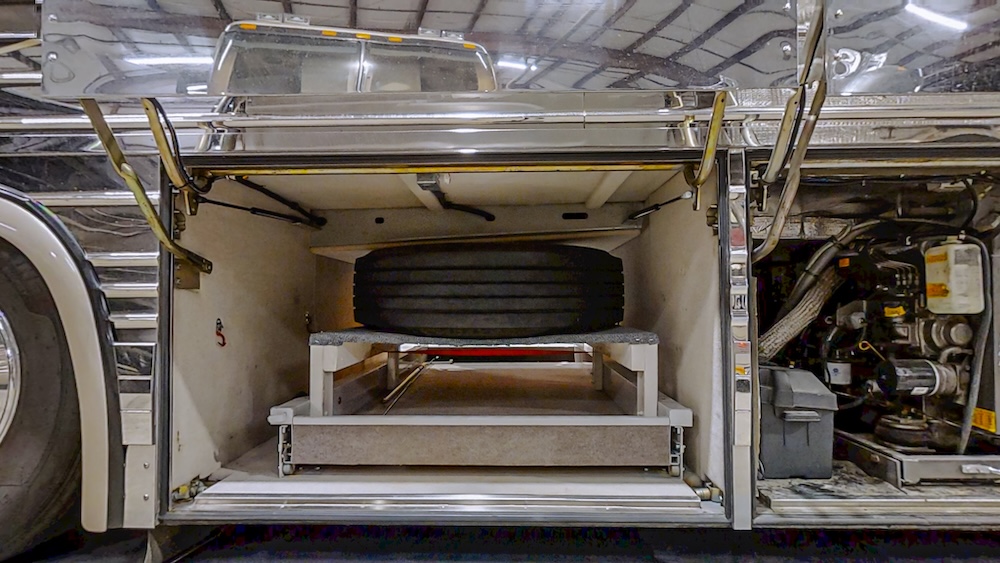 2002 Prevost American XLII For Sale