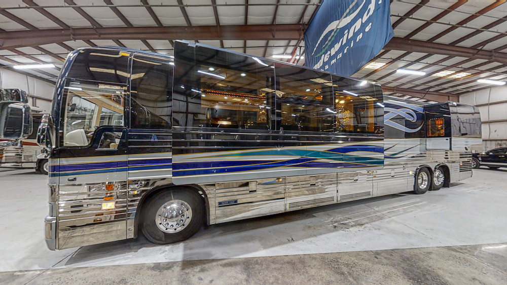 2002 Prevost Angola XLII For Sale