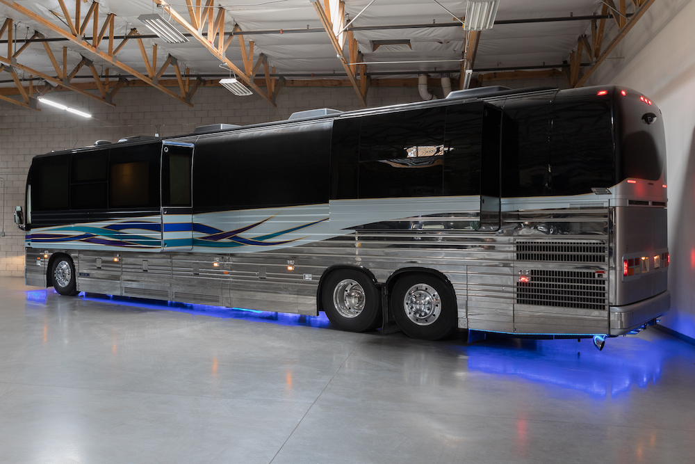 2002 Prevost Angola XLII For Sale