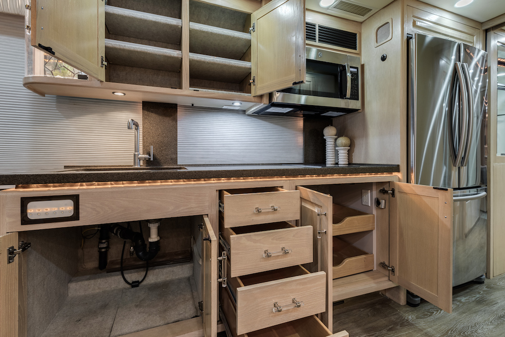 2002 Prevost Angola XLII For Sale