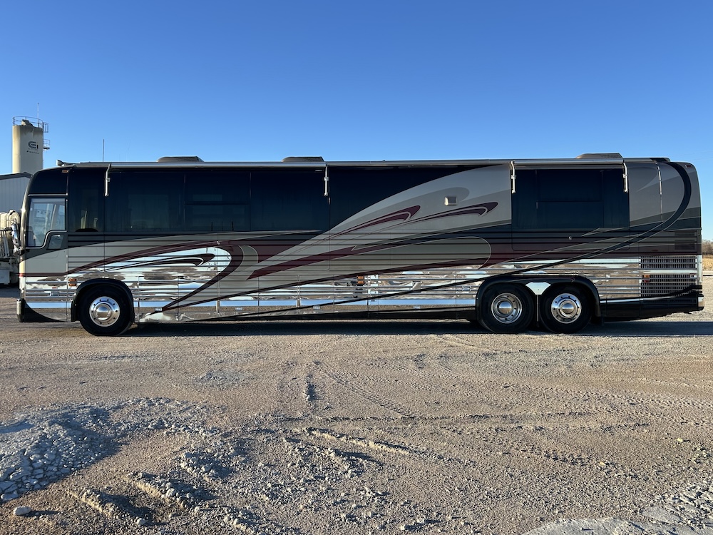 2002 Prevost Country Coach XLII For Sale