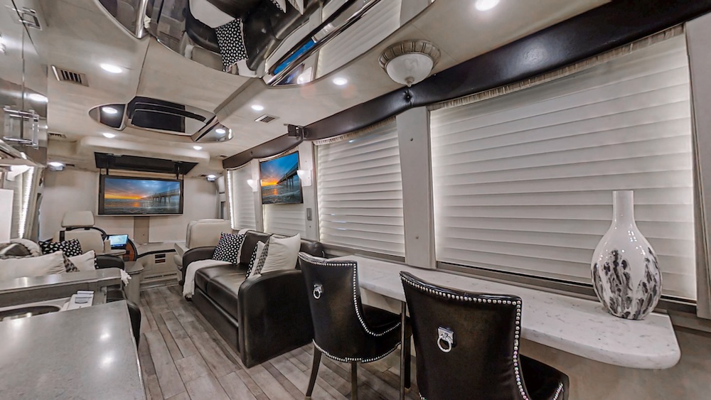 2002 Prevost Country Coach XLII For Sale
