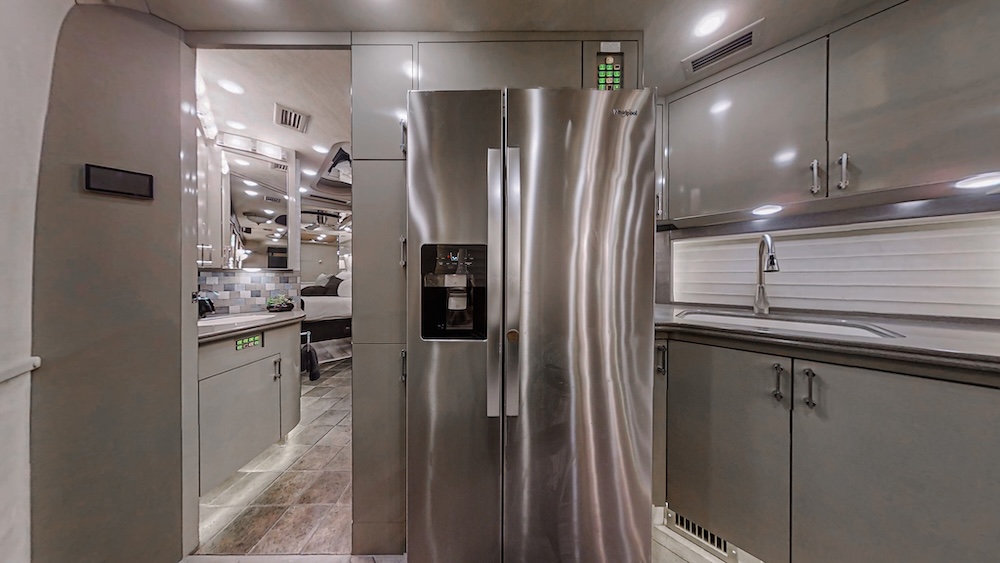 2002 Prevost Country Coach XLII For Sale