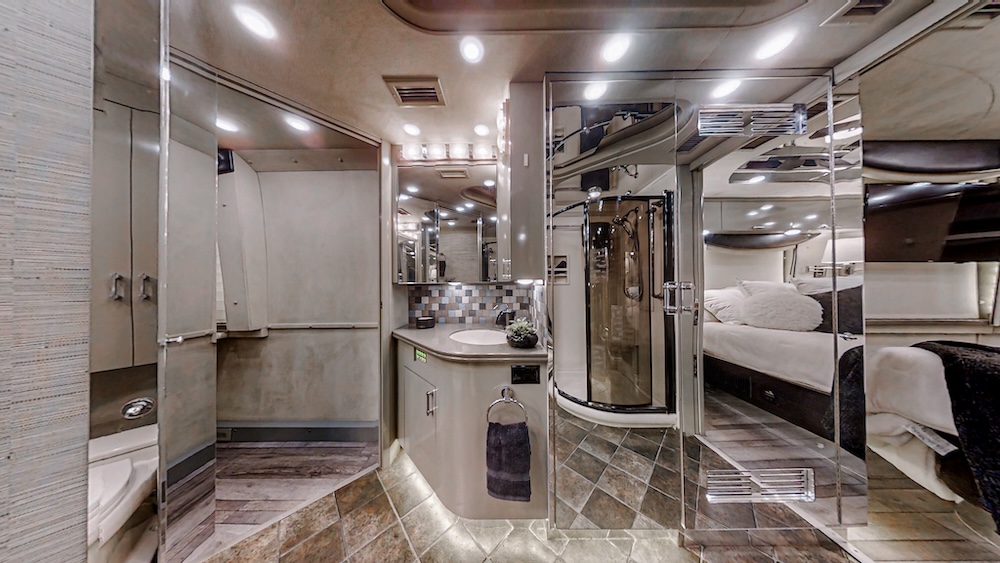2002 Prevost Country Coach XLII For Sale