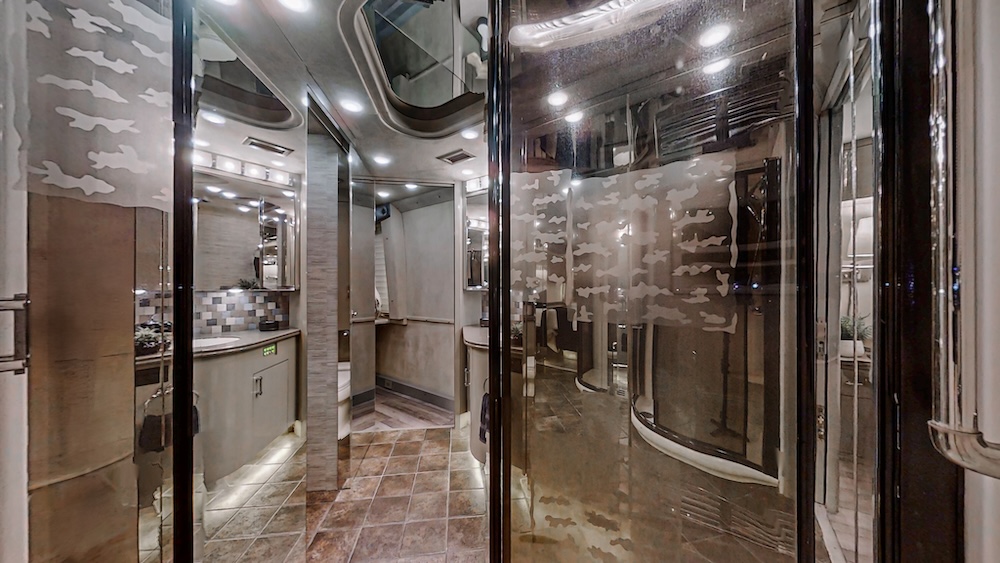 2002 Prevost Country Coach XLII For Sale