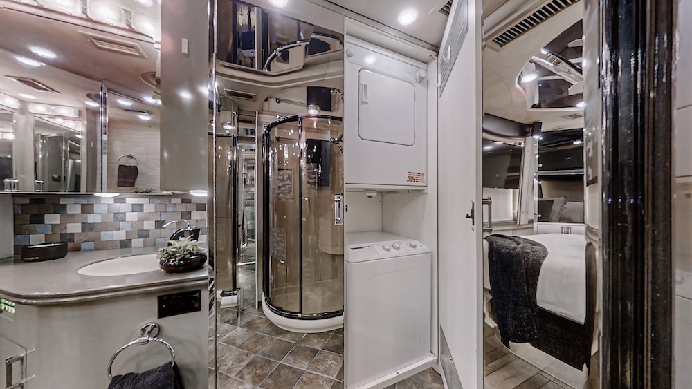 2002 Prevost Country Coach XLII For Sale