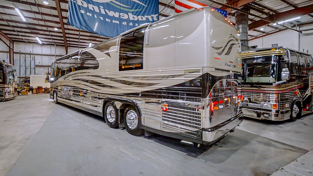 2002 Prevost Country Coach XLII For Sale