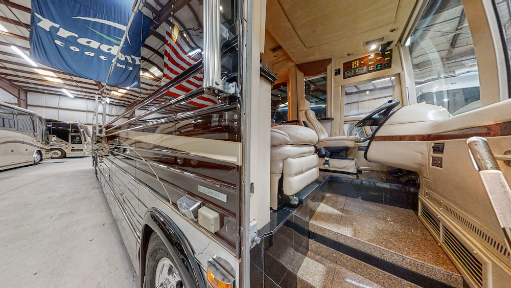2002 Prevost Country Coach XLII For Sale