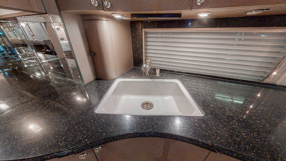 2002 Prevost Country Coach XLII For Sale