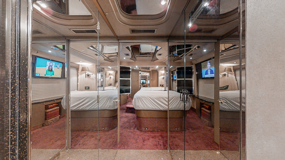 2002 Prevost Country Coach XLII For Sale