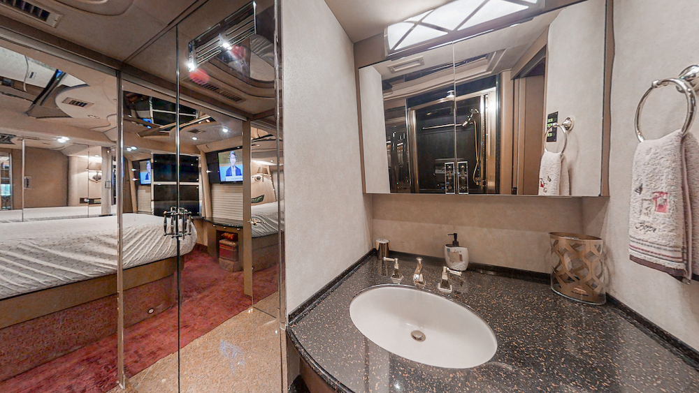 2002 Prevost Country Coach XLII For Sale