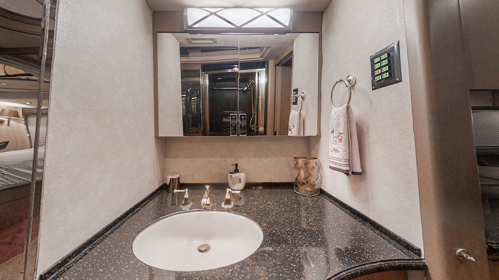 2002 Prevost Country Coach XLII For Sale