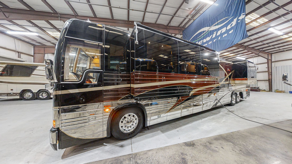 2002 Prevost Country Coach XLII For Sale