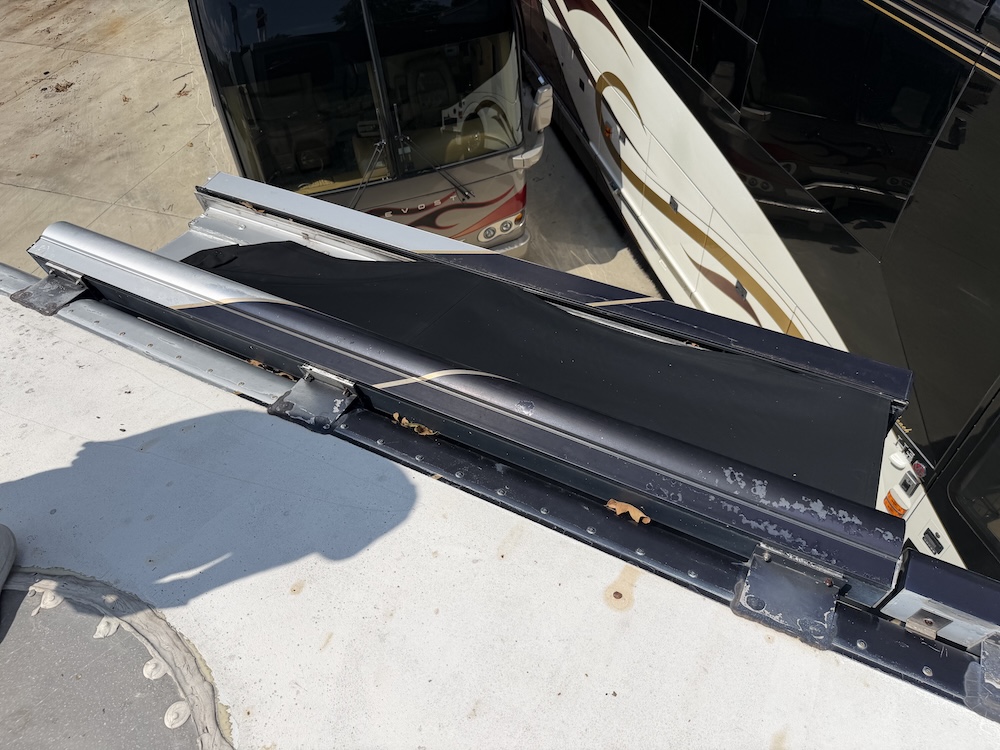 2002 Prevost Featherlite H3-45 For Sale