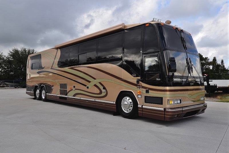 2000 Prevost Featherlite H3-45Double-Slide #786-B