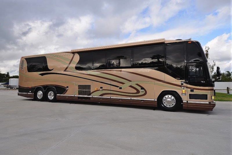 2000 Prevost Featherlite H3-45Double-Slide #786-B