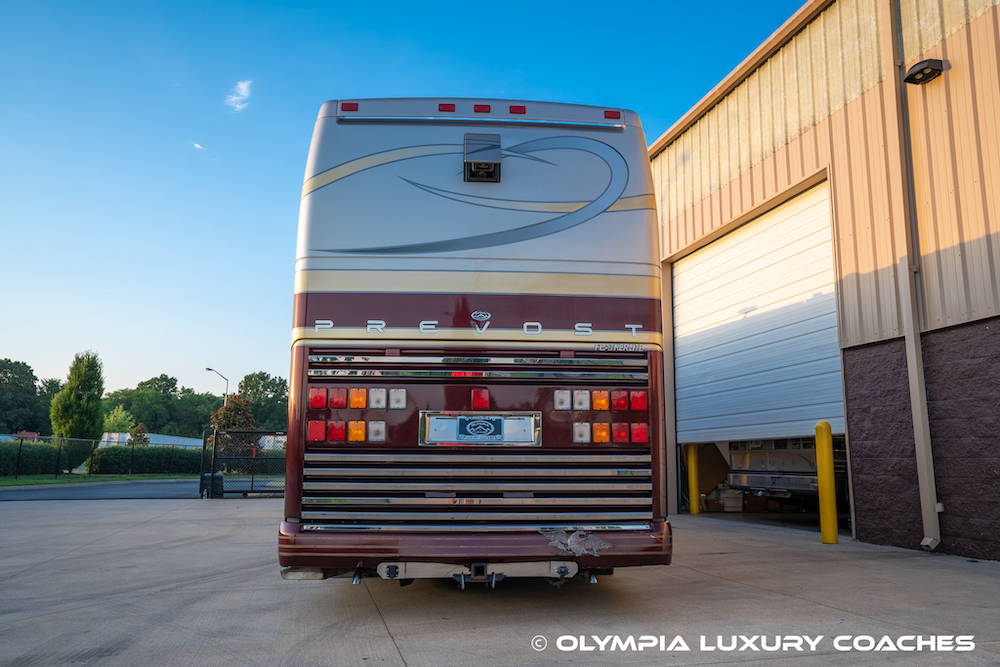 2002 Prevost Featherlite H3-45 For Sale