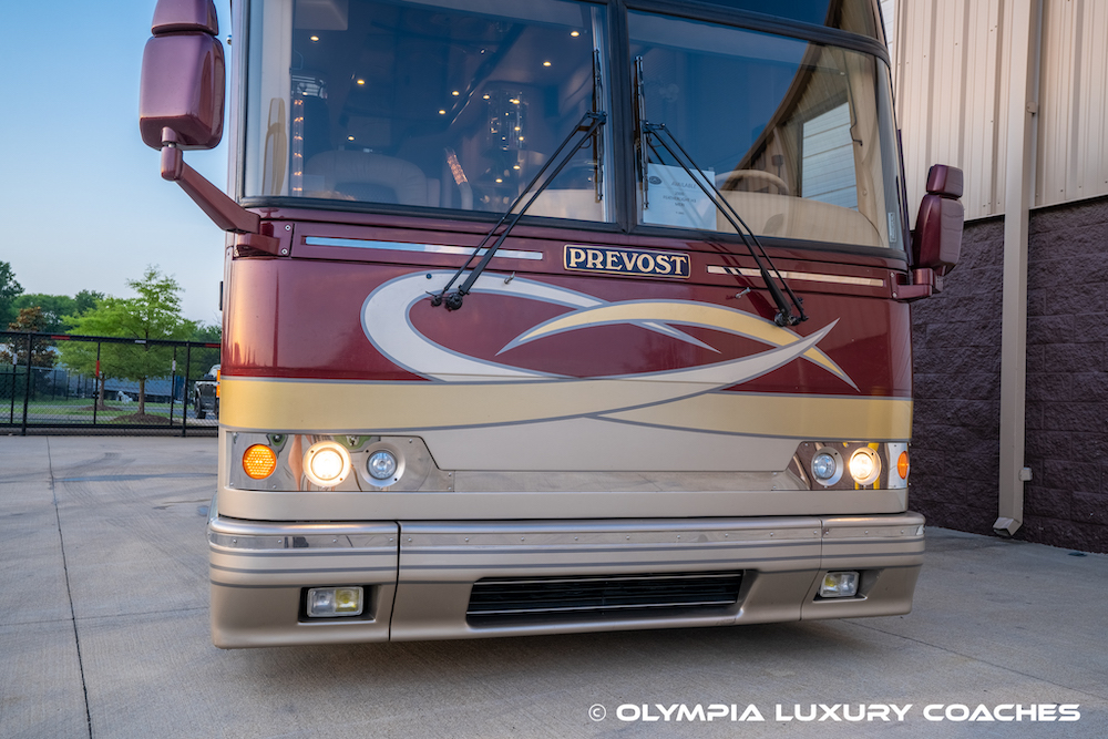 2002 Prevost Featherlite H3-45 For Sale