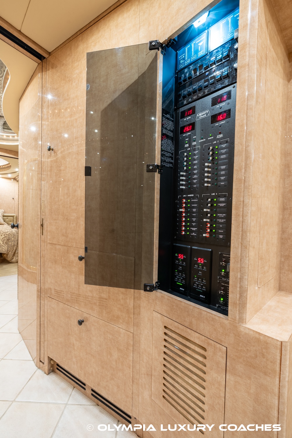 2002 Prevost Liberty XLII For Sale