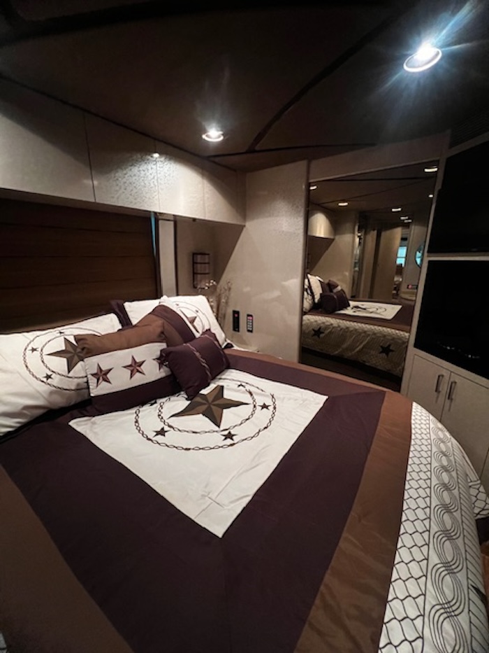 2002 Prevost Marathon XLII For Sale