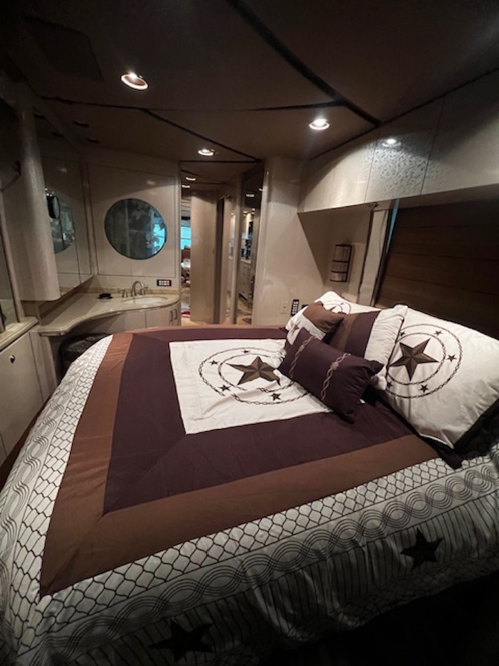 2002 Prevost Marathon XLII For Sale