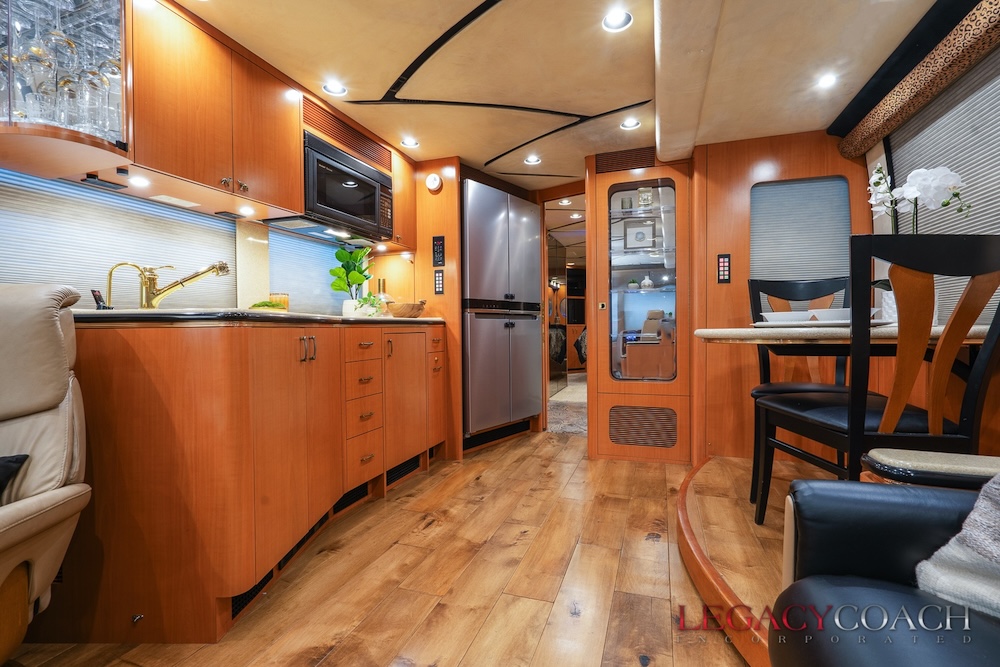 2002 Prevost Marathon XLII For Sale