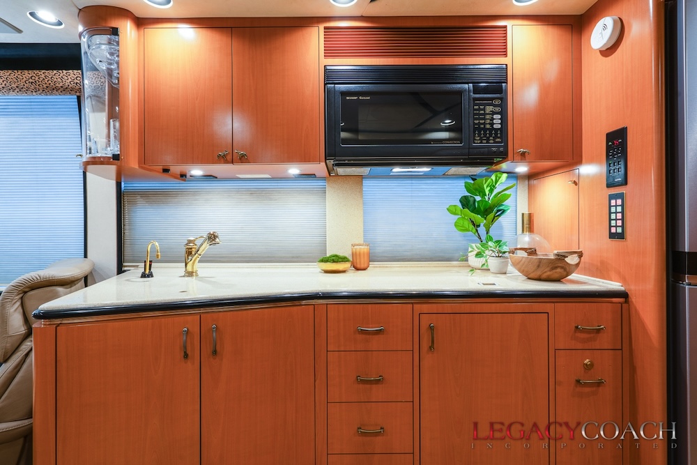 2002 Prevost Marathon XLII For Sale