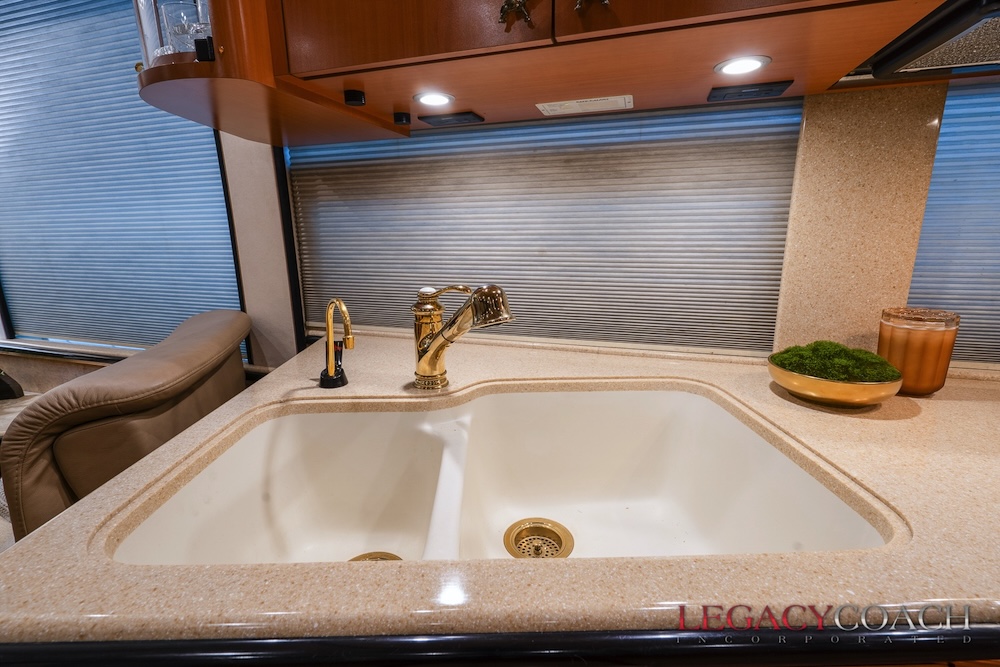 2002 Prevost Marathon XLII For Sale