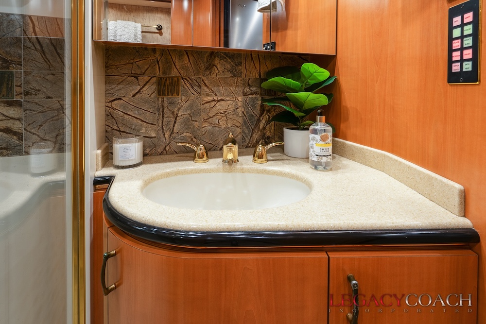 2002 Prevost Marathon XLII For Sale