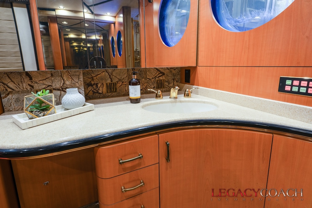 2002 Prevost Marathon XLII For Sale